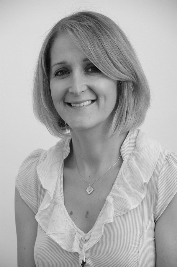 Olivia Shaw Licensed Acupuncturist with over two decades of clinical practice